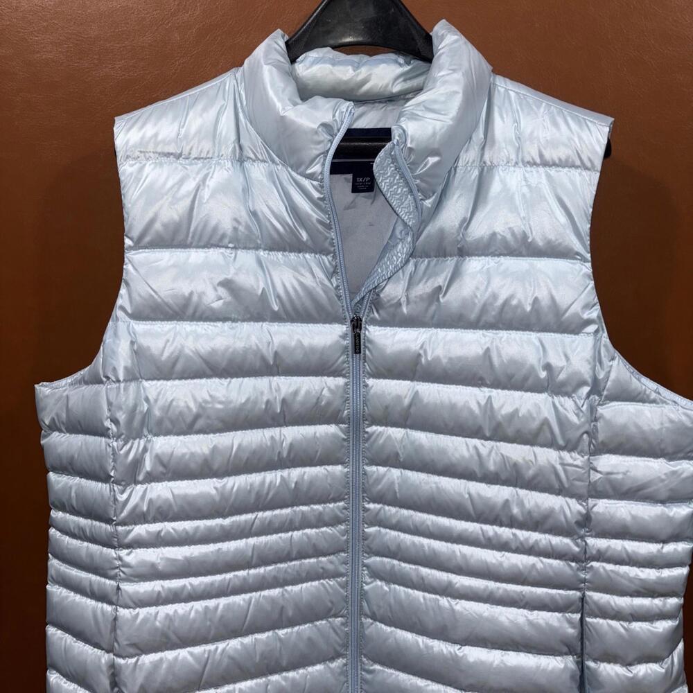 Lands' End Women's Silver Puffer Vest - Picture 2 of 10